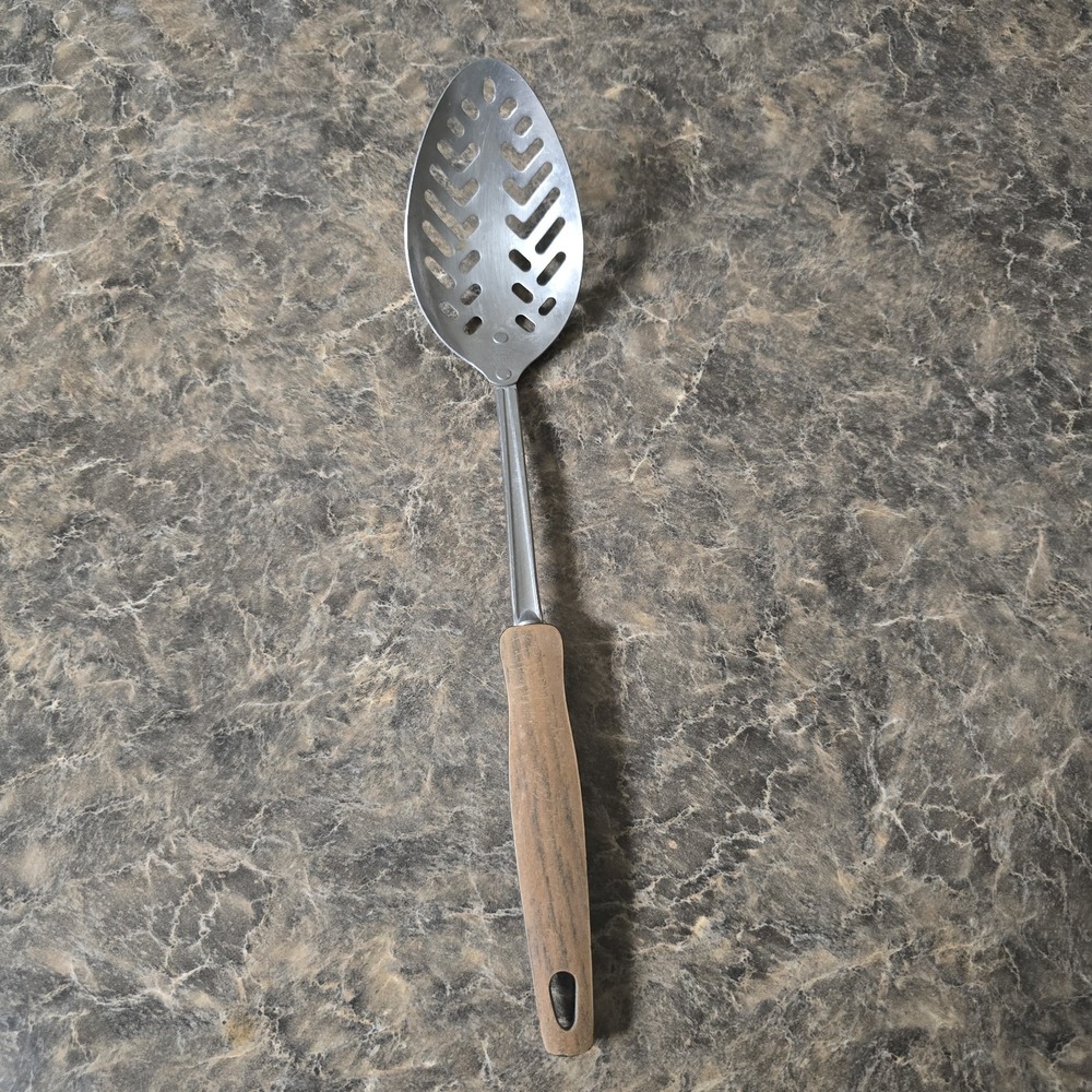 EKCO STAINLESS STEEL USA‎ WOOD GRAIN HANDLE SLOTTED SPOON VINTAGE